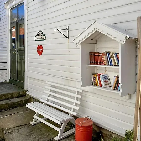 Lejlighed 1 Bedroom Stunning In Hauge I Dalane Sogndalsstrand
