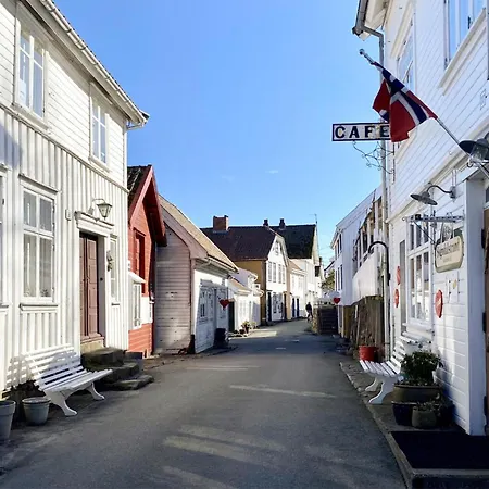 1 Bedroom Stunning In Hauge I Dalane